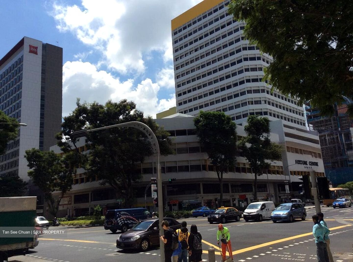 Sunshine Plaza (D7), Office #456595381